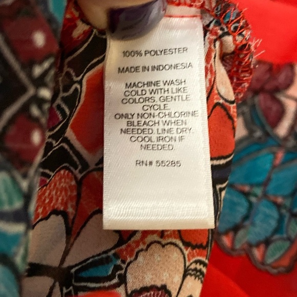 Express~The Portofino Shirt~Semi-Sheer-Slim-Fit~Butterfly Print~Blouse~Size XS - Picture 13 of 14